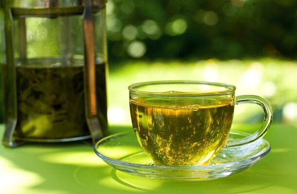 El té verde es la base de una de las opciones de la dieta del agua